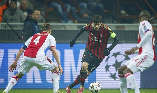 带动前场攻 带动前场攻