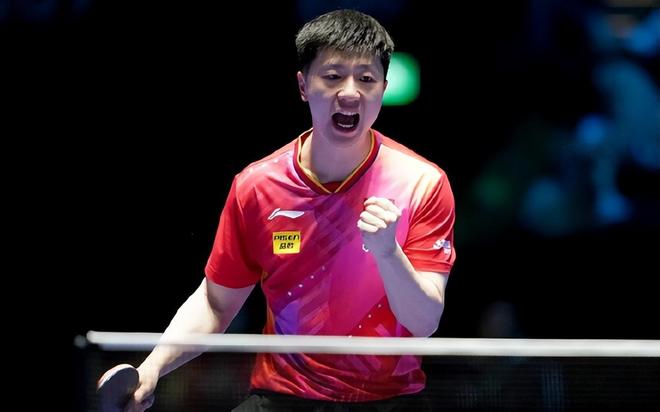 曼城依然在 曼城依然在